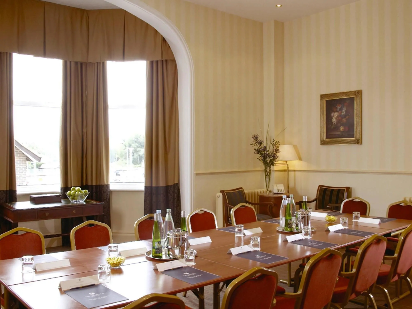 Foto - Bush Hotel Farnham