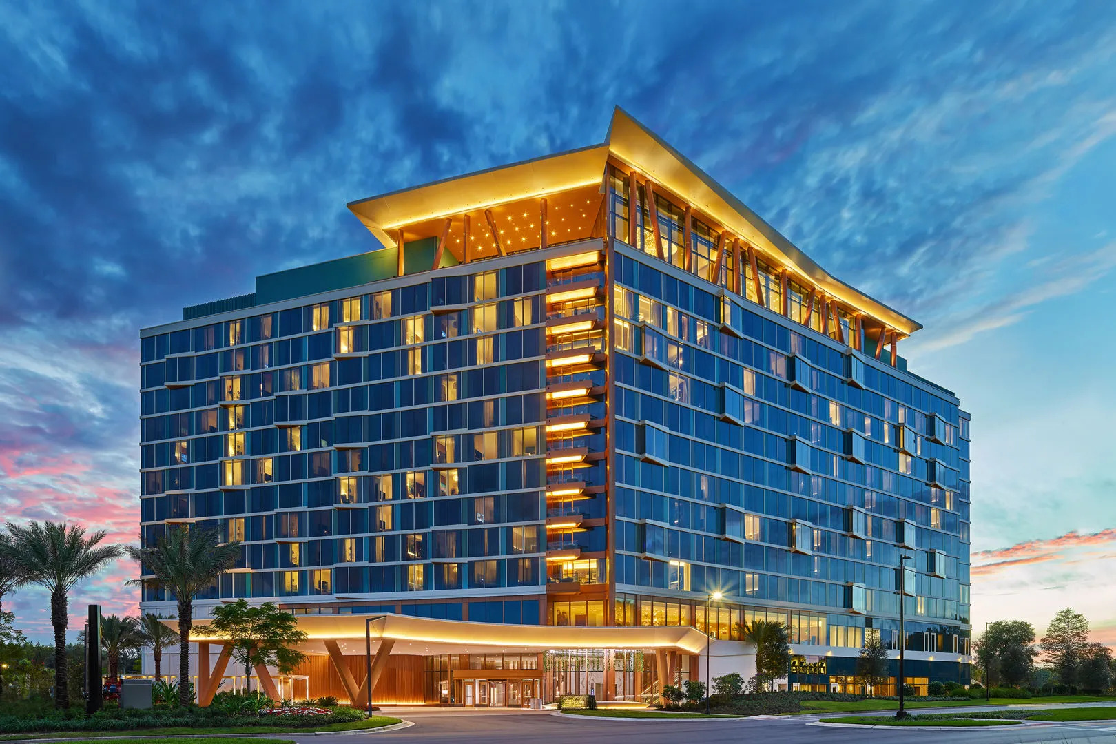 Photo - Walt Disney World Swan