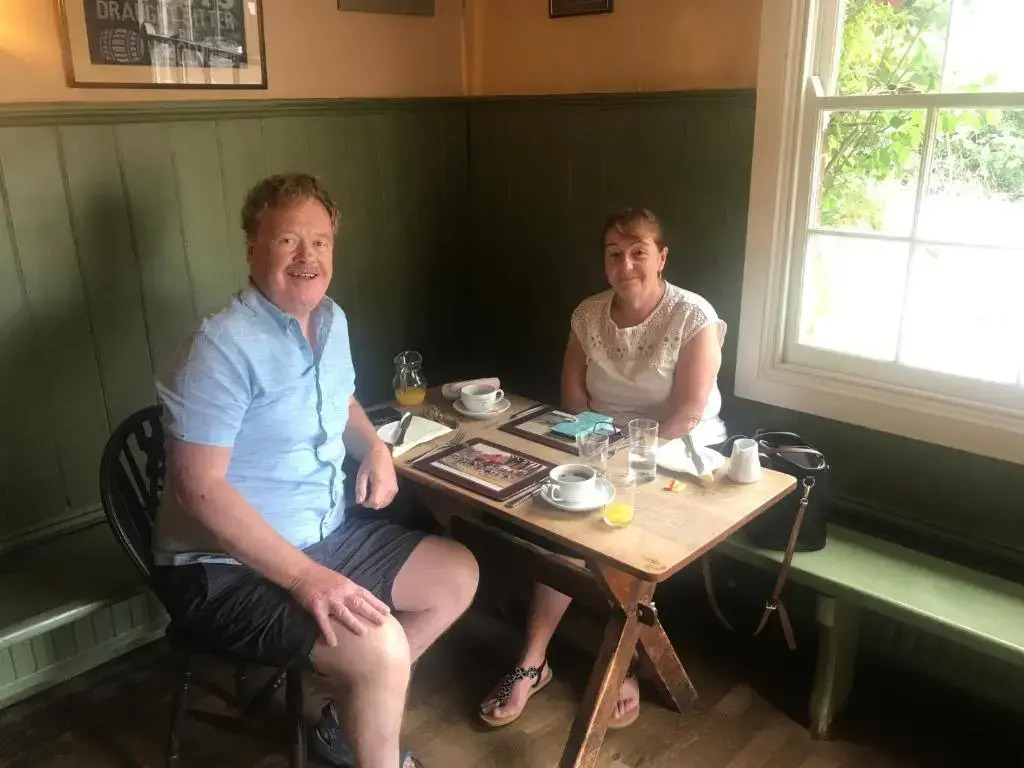 Photo - The Compasses