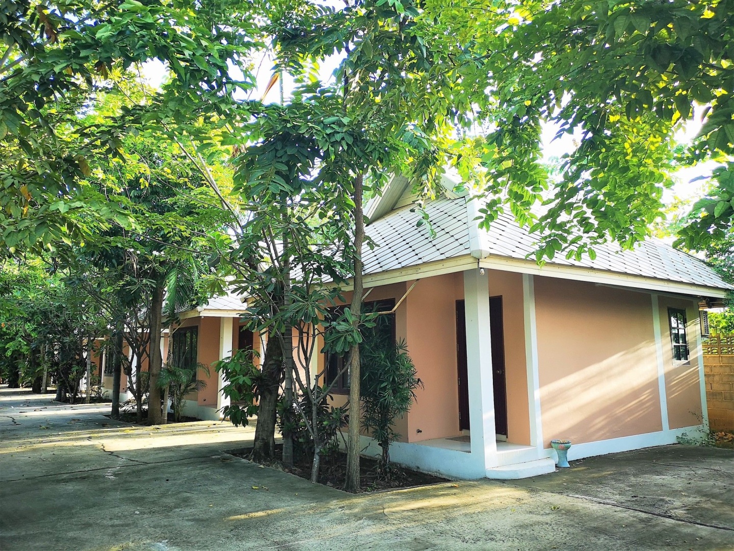 Sabai Hotel