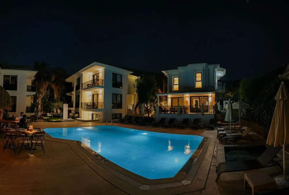 Photo - Marla Suite Hotel