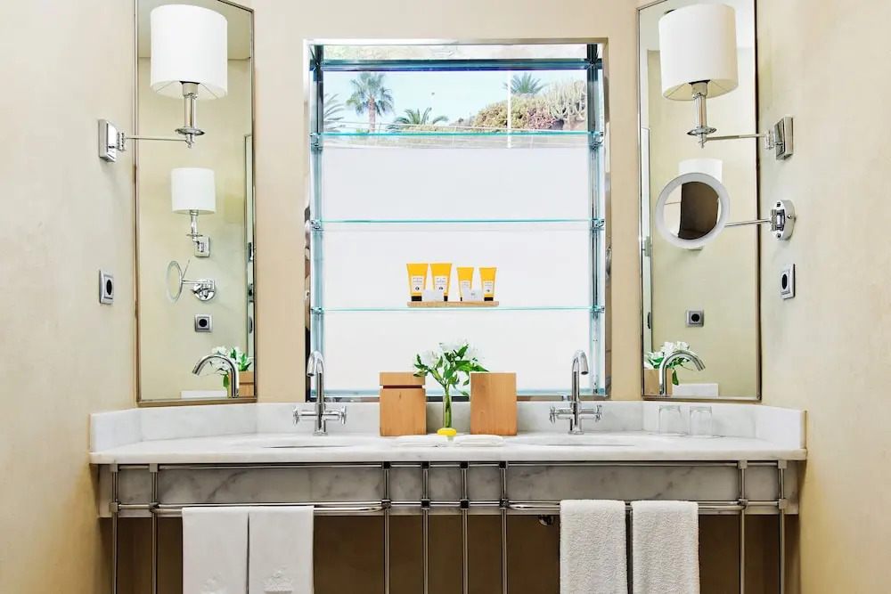 Photo - Bahia del Duque