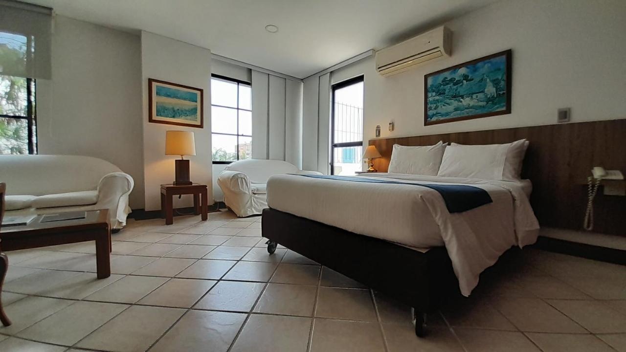 Photo - Travelers Apartamentos & Suites Castellón de Juanambú