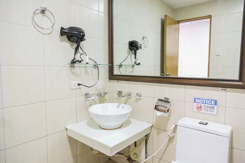 Photo - Pacific Bay Grand Suites