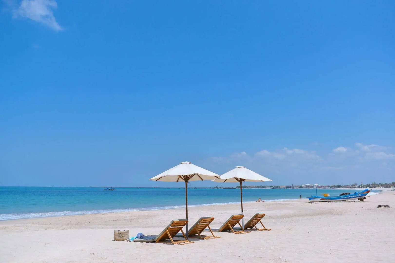 Foto - The Open House Jimbaran Bali