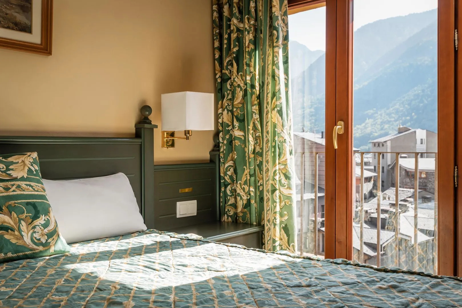 Photo - Hotel Sant Jordi by ALEGRIA
