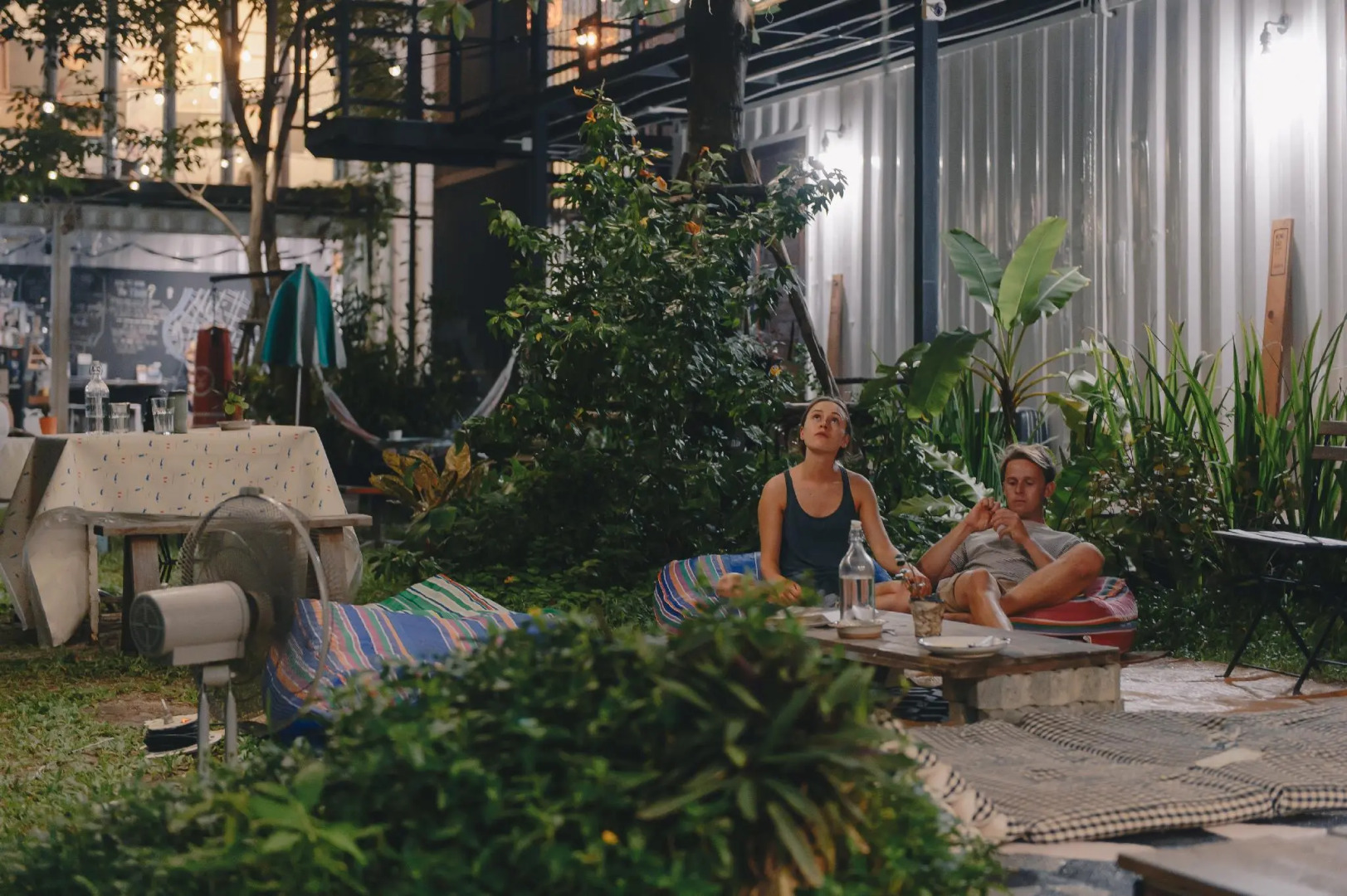 Foto - The Yard Bangkok Hostel