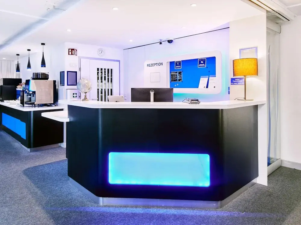 Photo - B&B HOTEL Wiesbaden-Ost