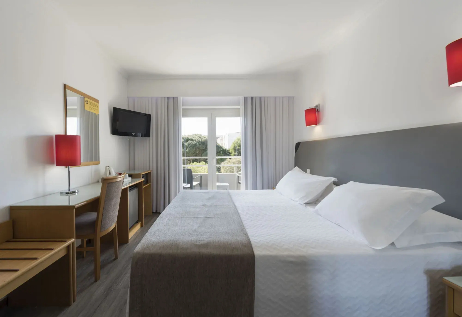 Photo - Varzinn Hotel