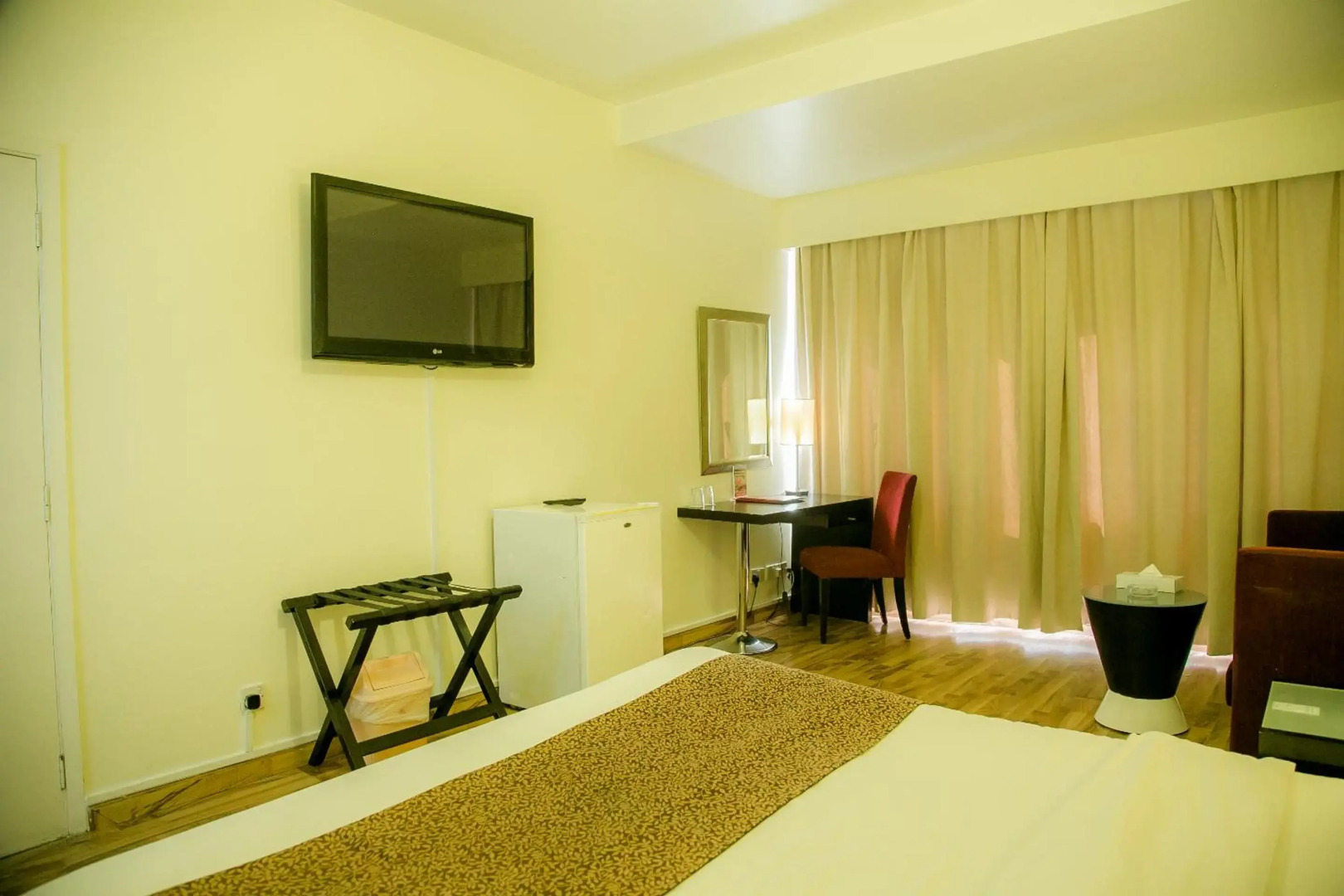 Photo - Phoenicia Grand Hotel