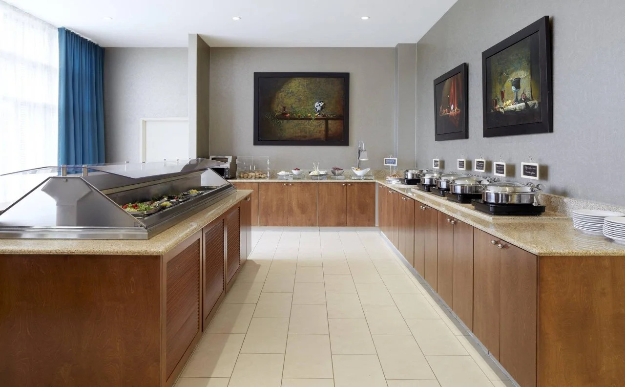 Photo - Courtyard by Marriott Montreal Airport