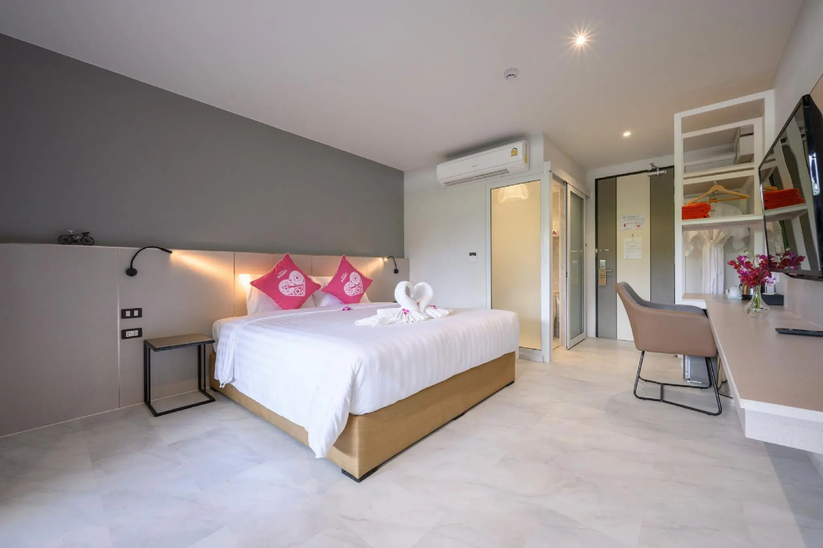 Photo - Tour De Phuket Hotel
