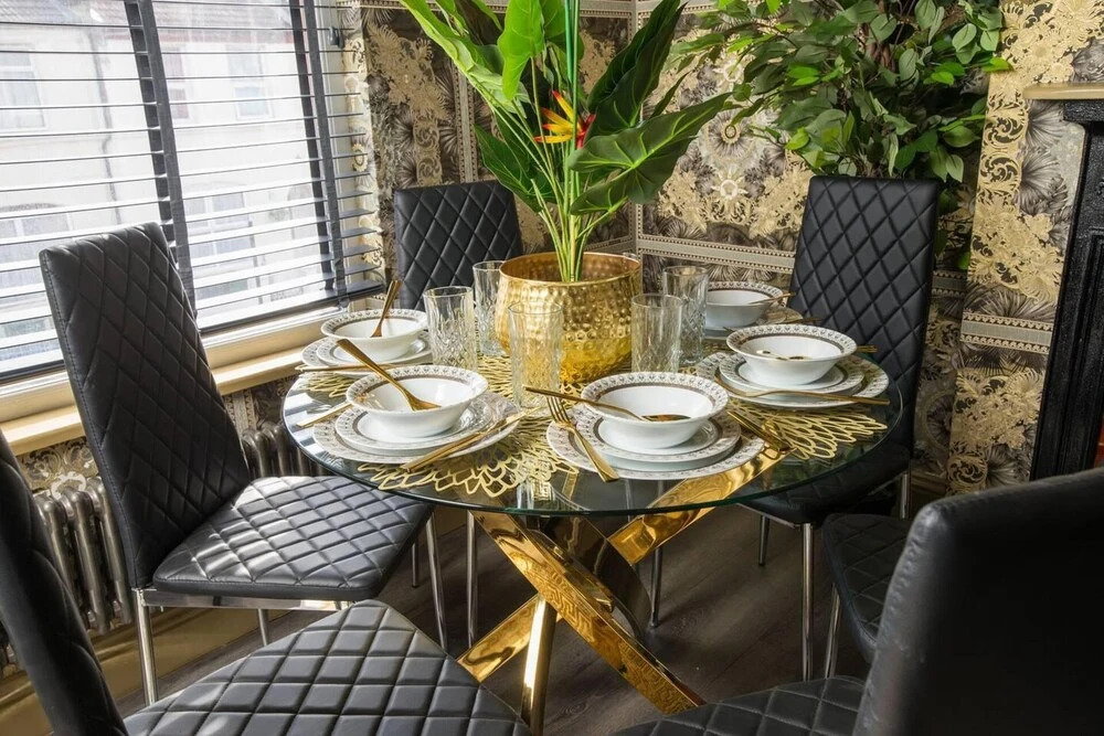 Foto - Luxury Versace Sleeps10 HotTub Pool Table SkyTV