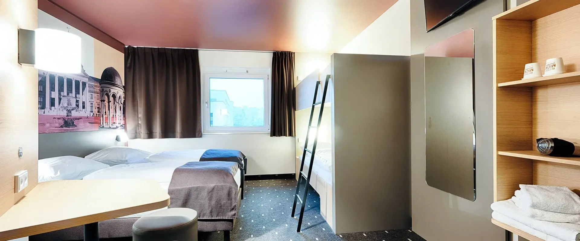Photo - B&B HOTEL Wiesbaden-Ost