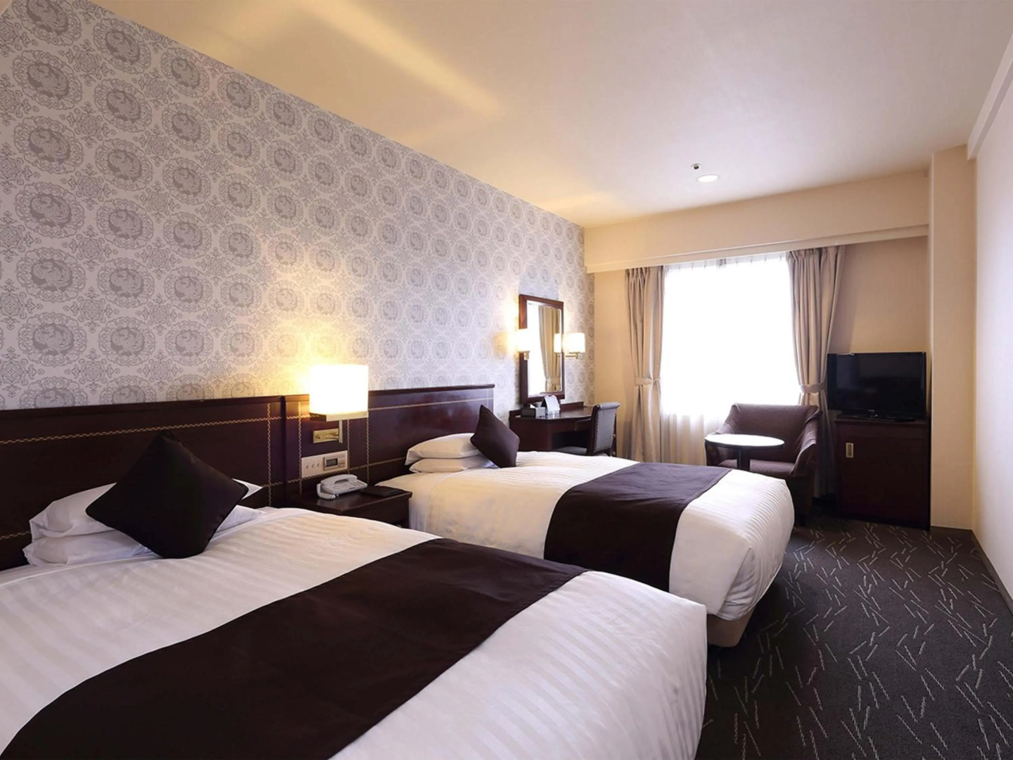 Photo - Nishitetsu Grand Hotel