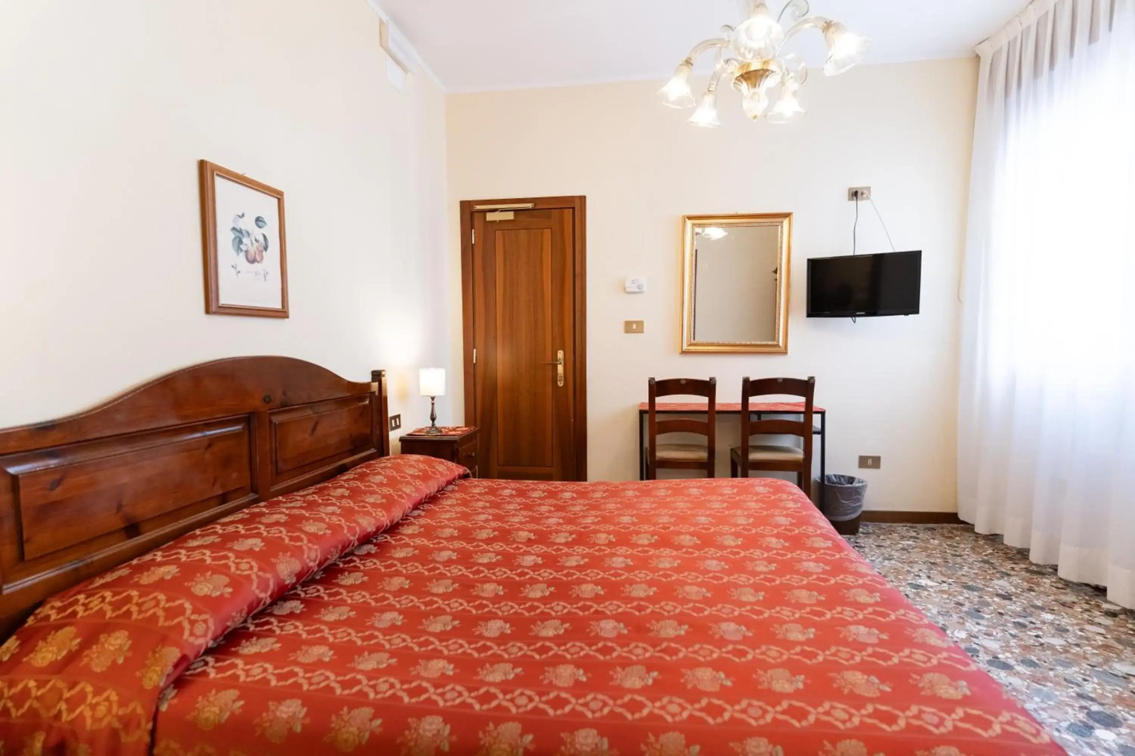 Photo - Hotel Tivoli