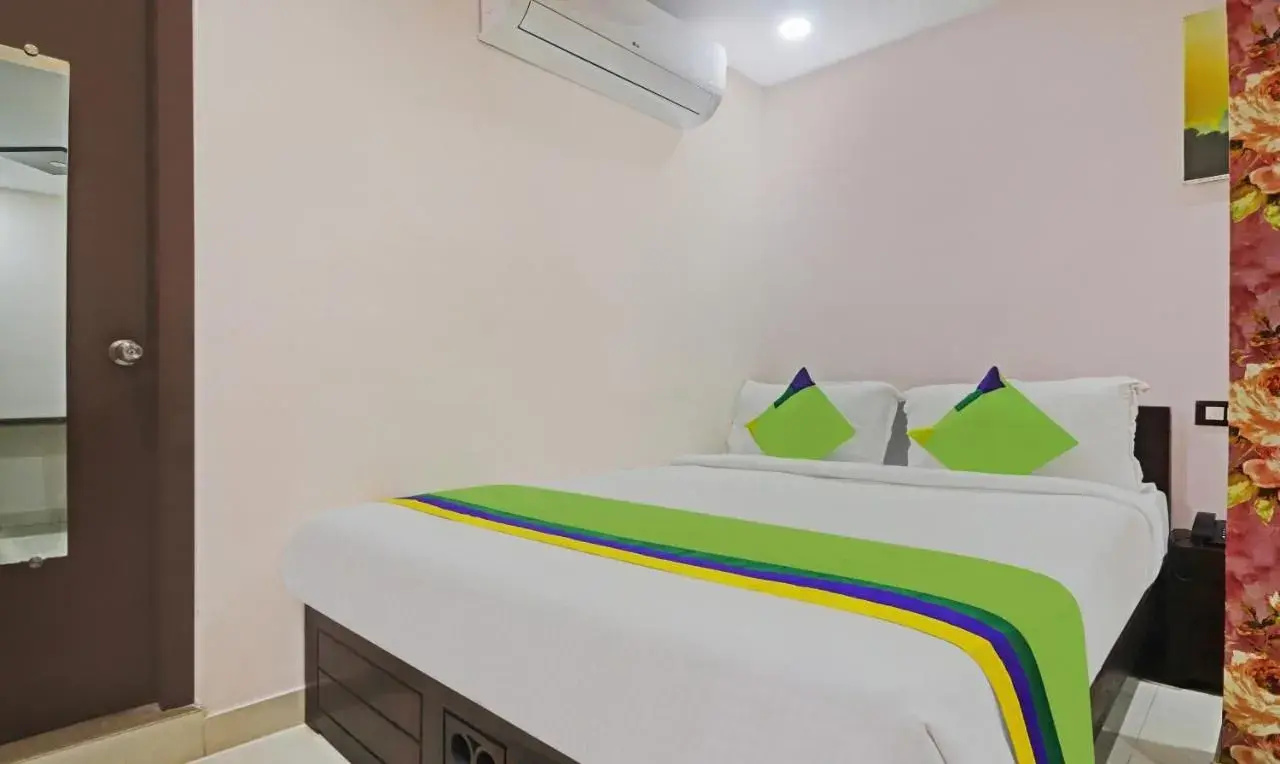 Photo - Itsy Hotels J A Royal Suites Manikonda