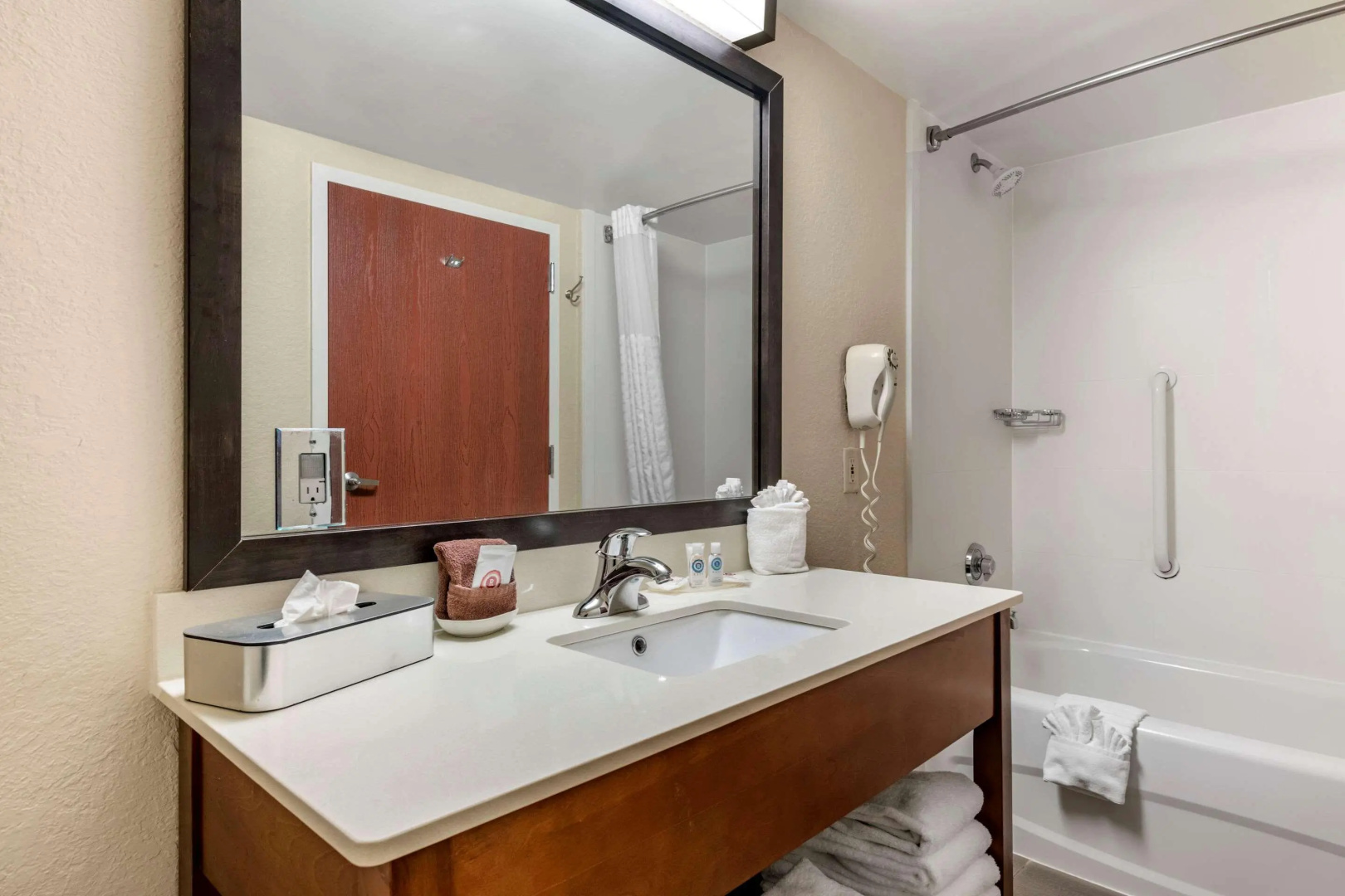 Photo - Comfort Inn & Suites Orlando North