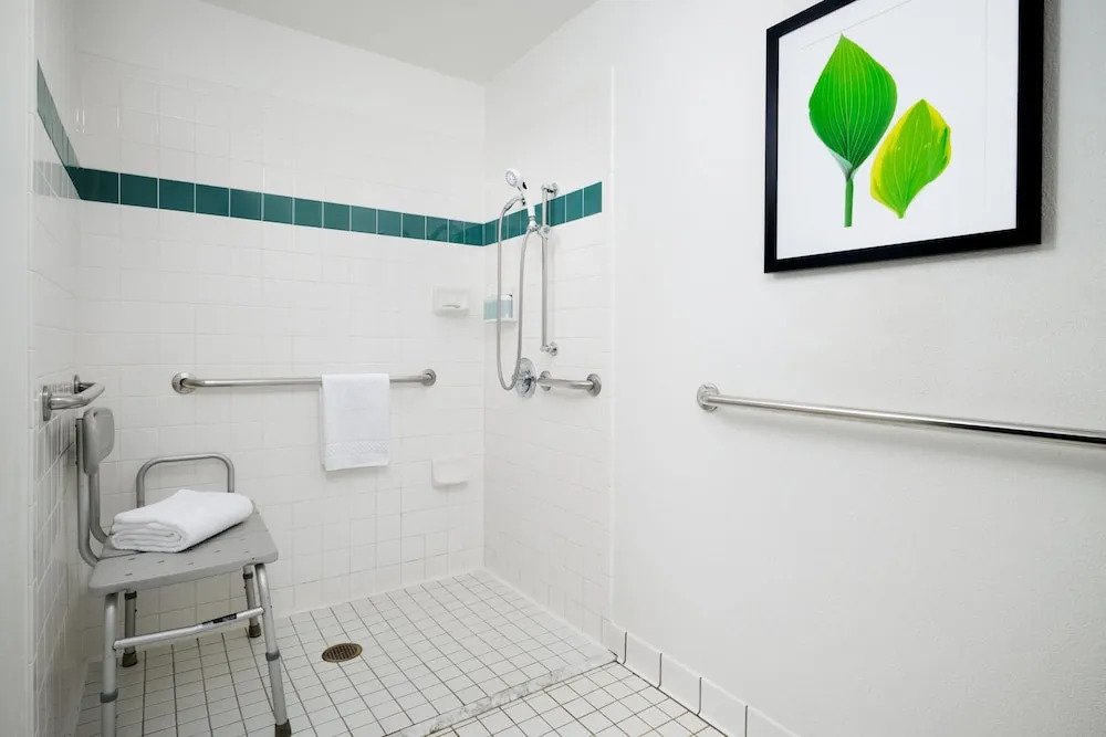 Photo - Fairfield Inn & Suites by Marriott San Francisco San Carlos