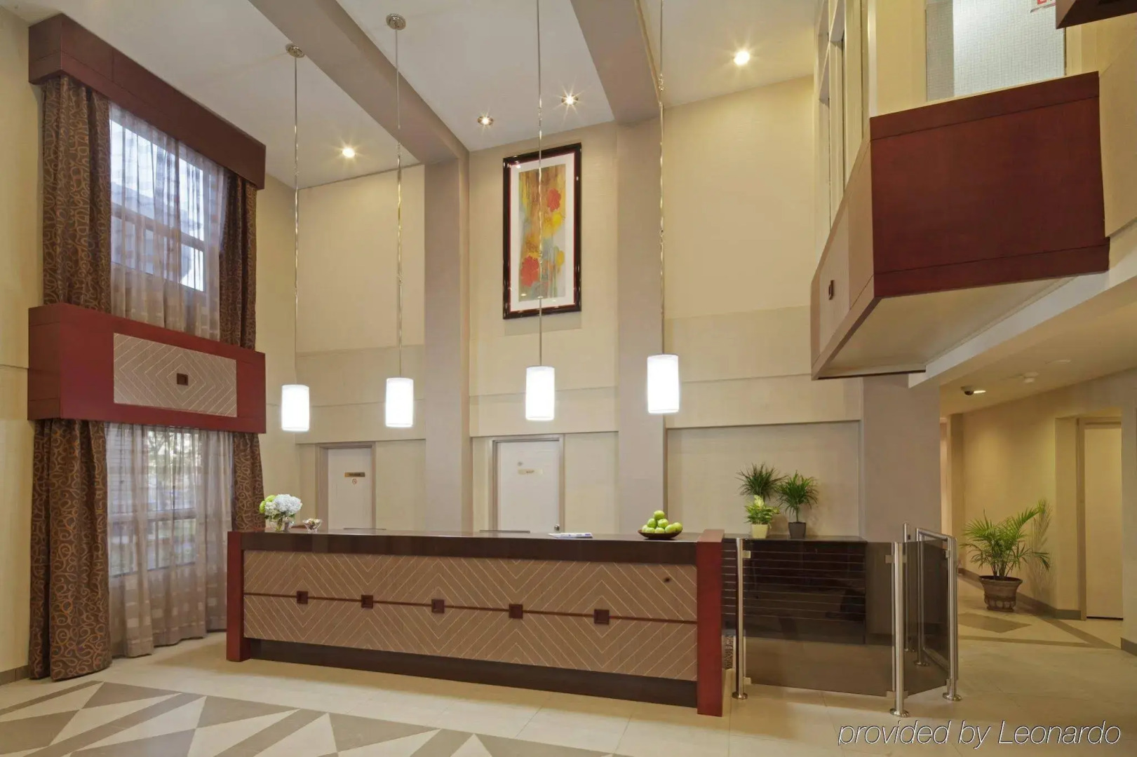 Foto - Travelodge by Wyndham Oshawa Whitby