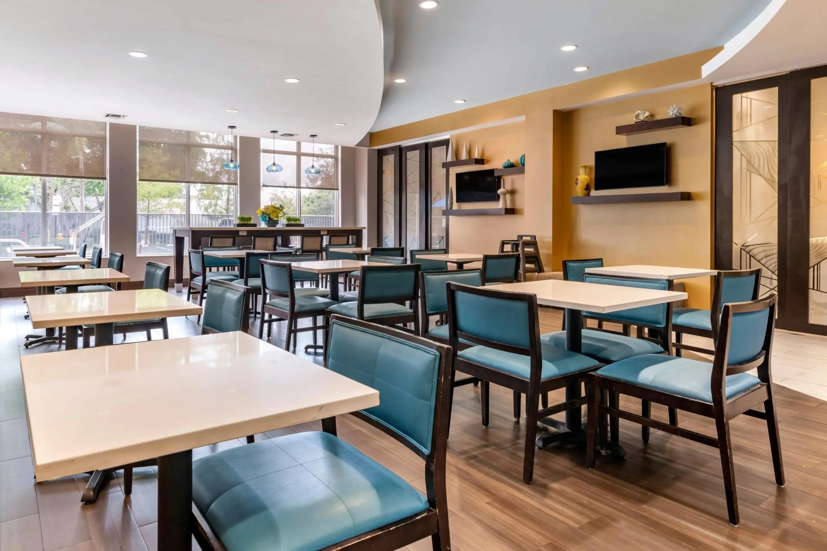 Photo - Comfort Suites Fort Lauderdale Airport South & Cruise Port