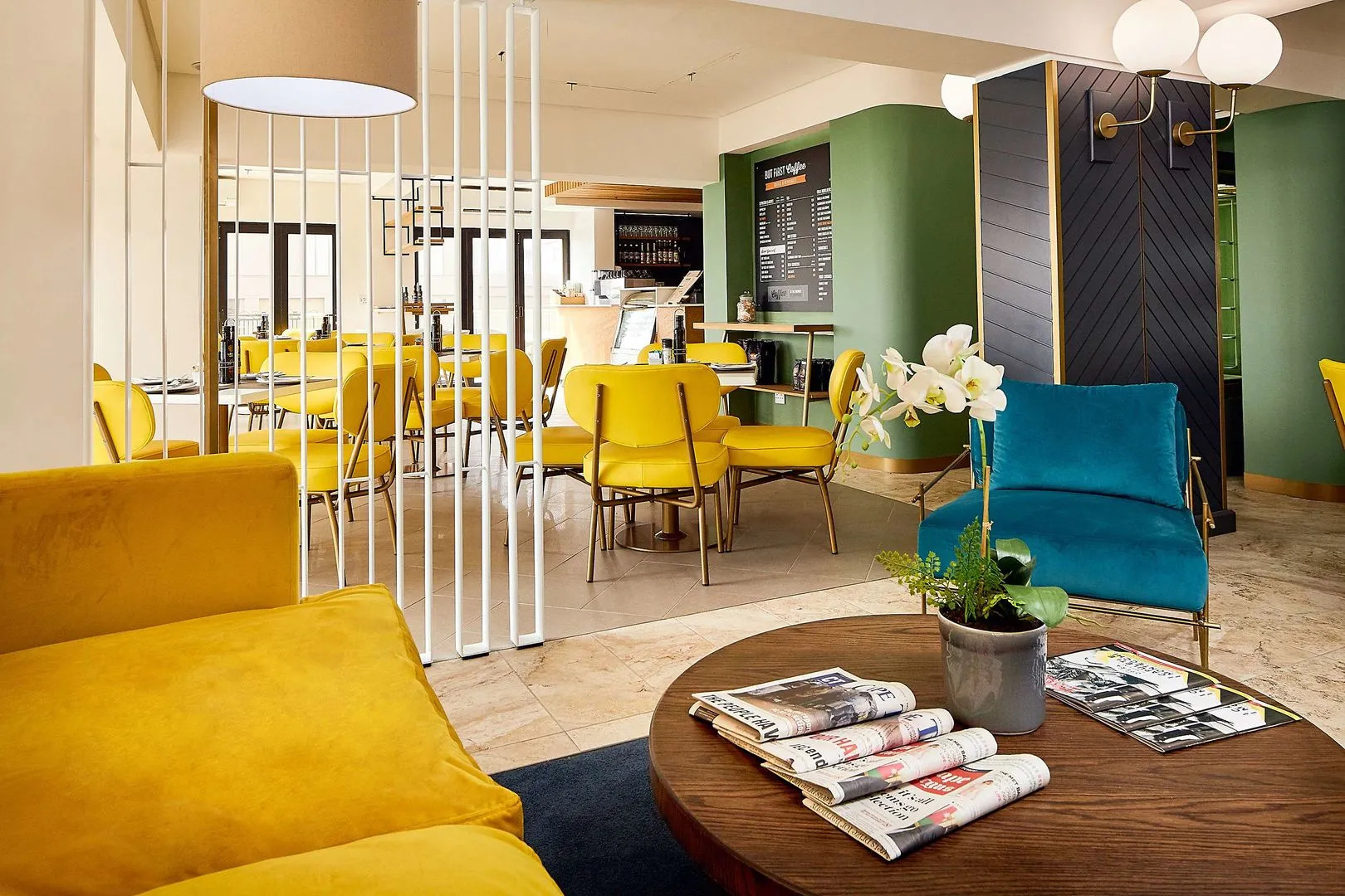 Foto - First Group Riviera Suites