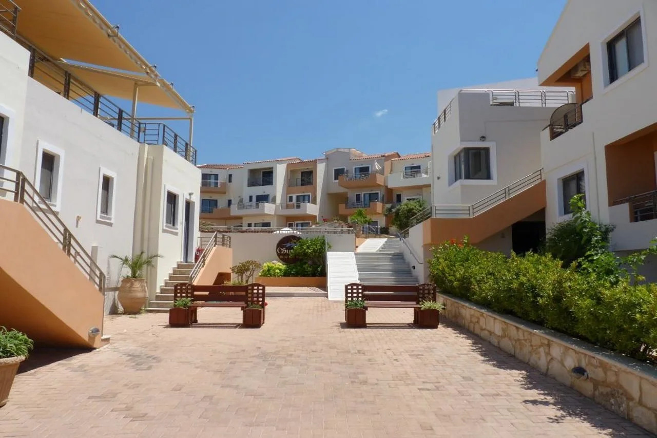 Photo - Sunrise Suites & Apartments