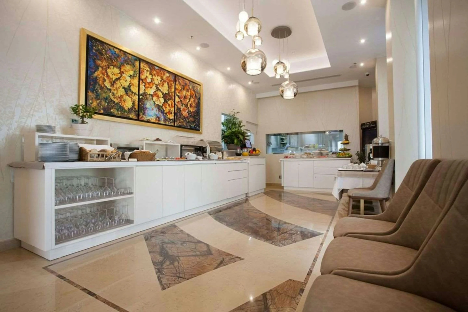 Photo - Hotel Colosseo Tirana