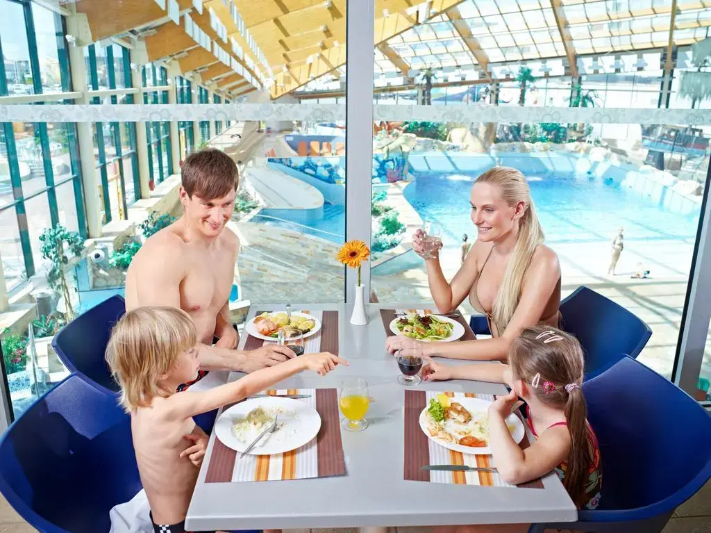 Photo - Aquapalace Hotel Prague