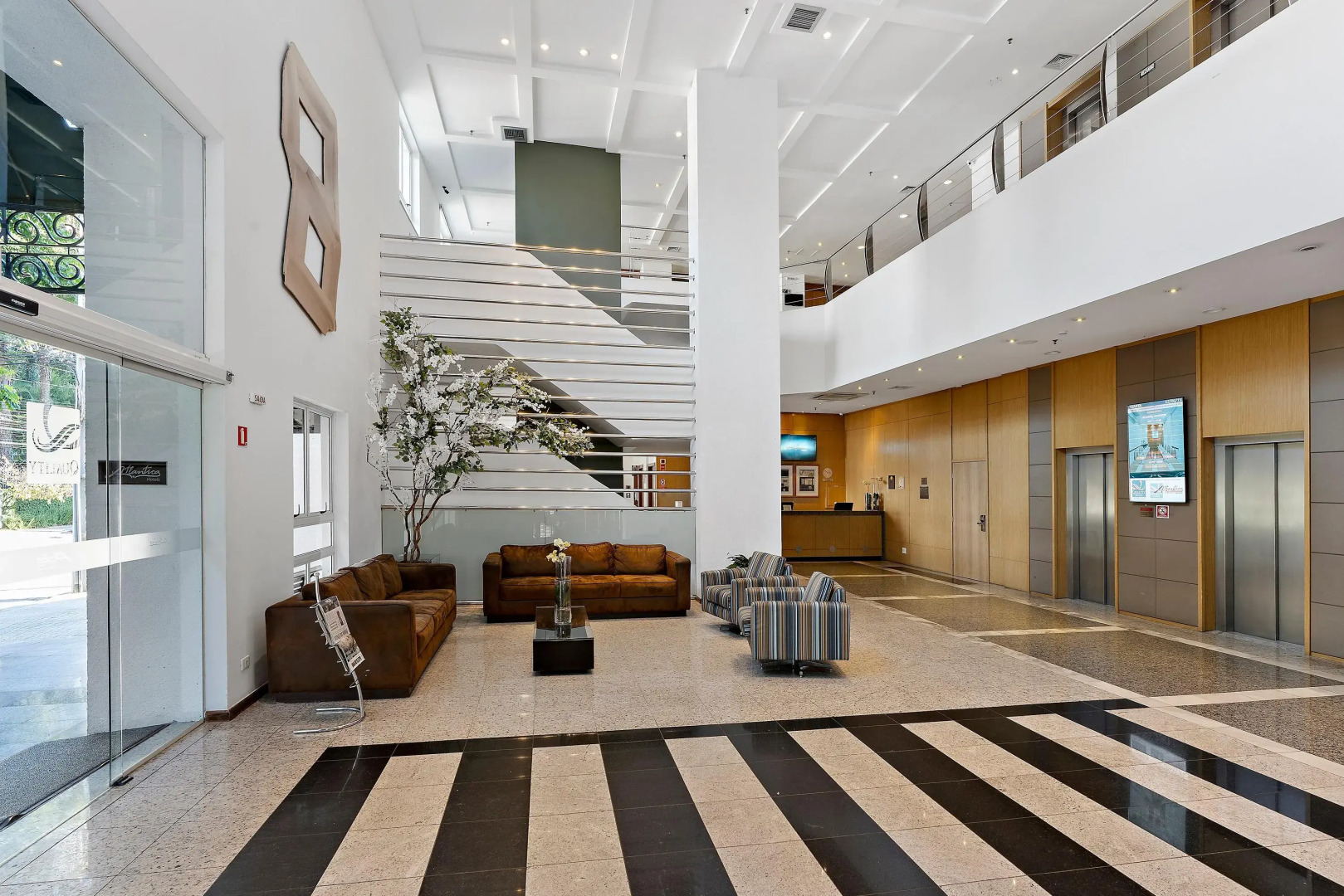 Photo - Quality Hotel Curitiba