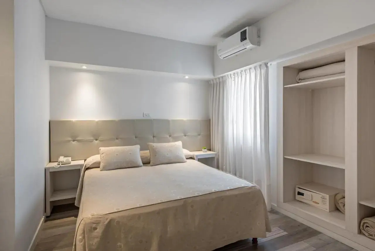 Photo - Sennac Hotel