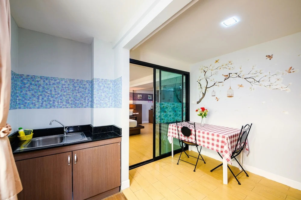 Foto - Scandia Beach Hotel - Soi 7 Best Location - 200m to Beach next to Food Market