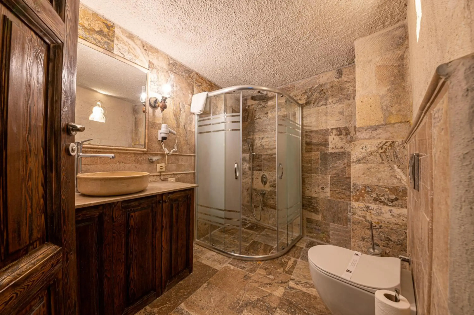Photo - Hidden Cave Hotel