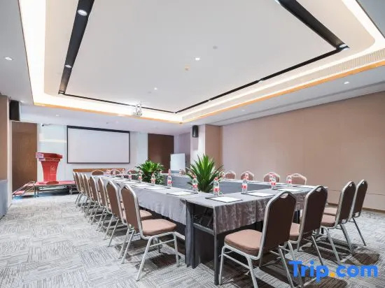 Yitel Collection (Chengdu Wuhouci Sichuan Orthopaedic Hospital Metro Station Branch)