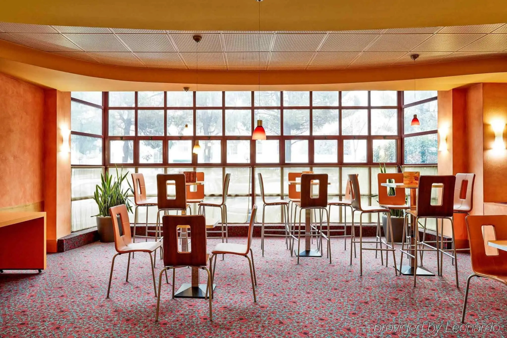 Foto - DC Hotel International