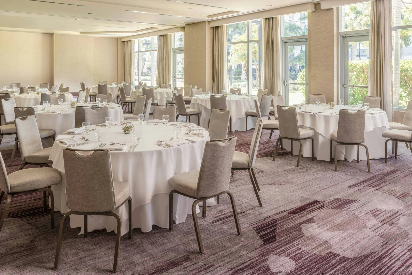 Photo - Courtyard by Marriott Miami Airport