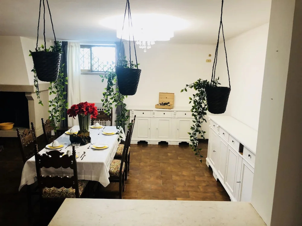 Photo - Vitti's Home Verona