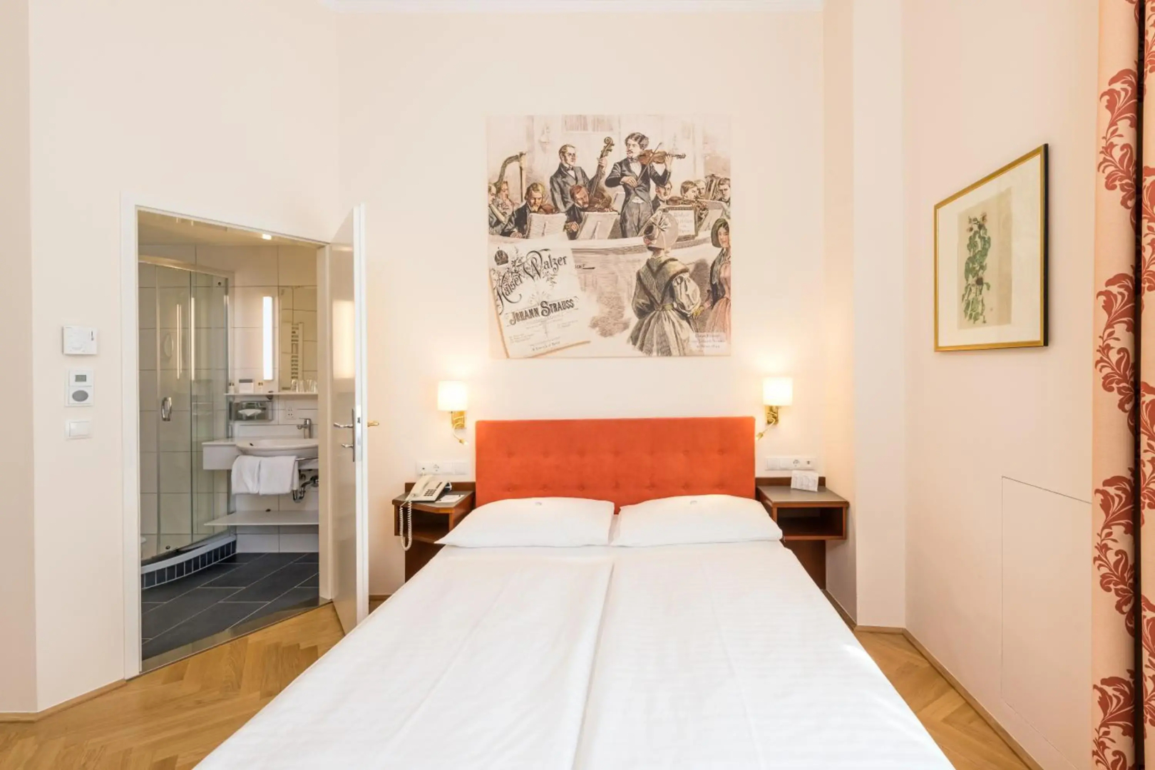 Photo - Hotel Johann Strauss