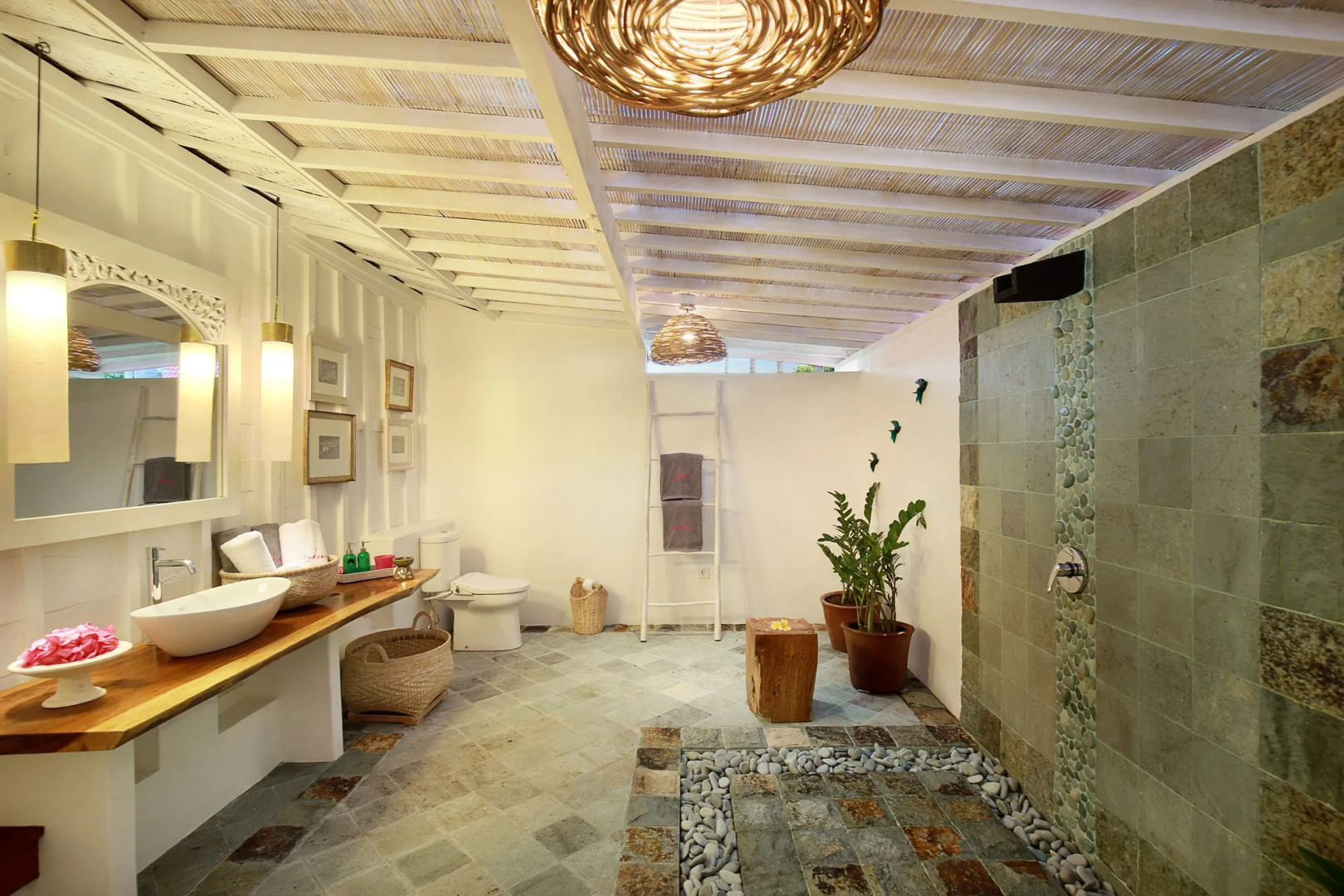 Foto - PinkCoco Gili Air - Constant Surprises & for Cool Adults Only