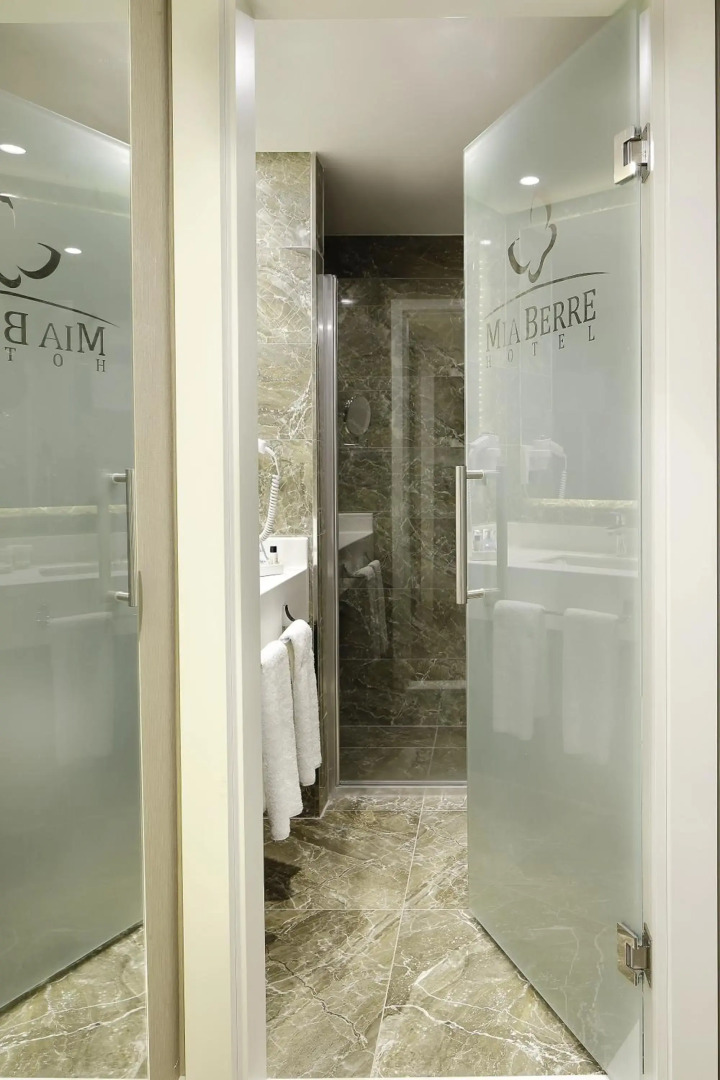 Photo - Mia Berre Hotels