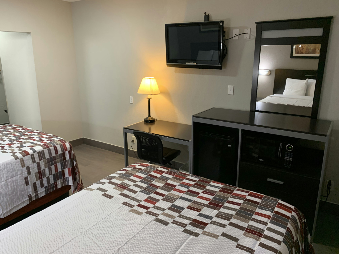 Photo - Red Roof Inn Copiague