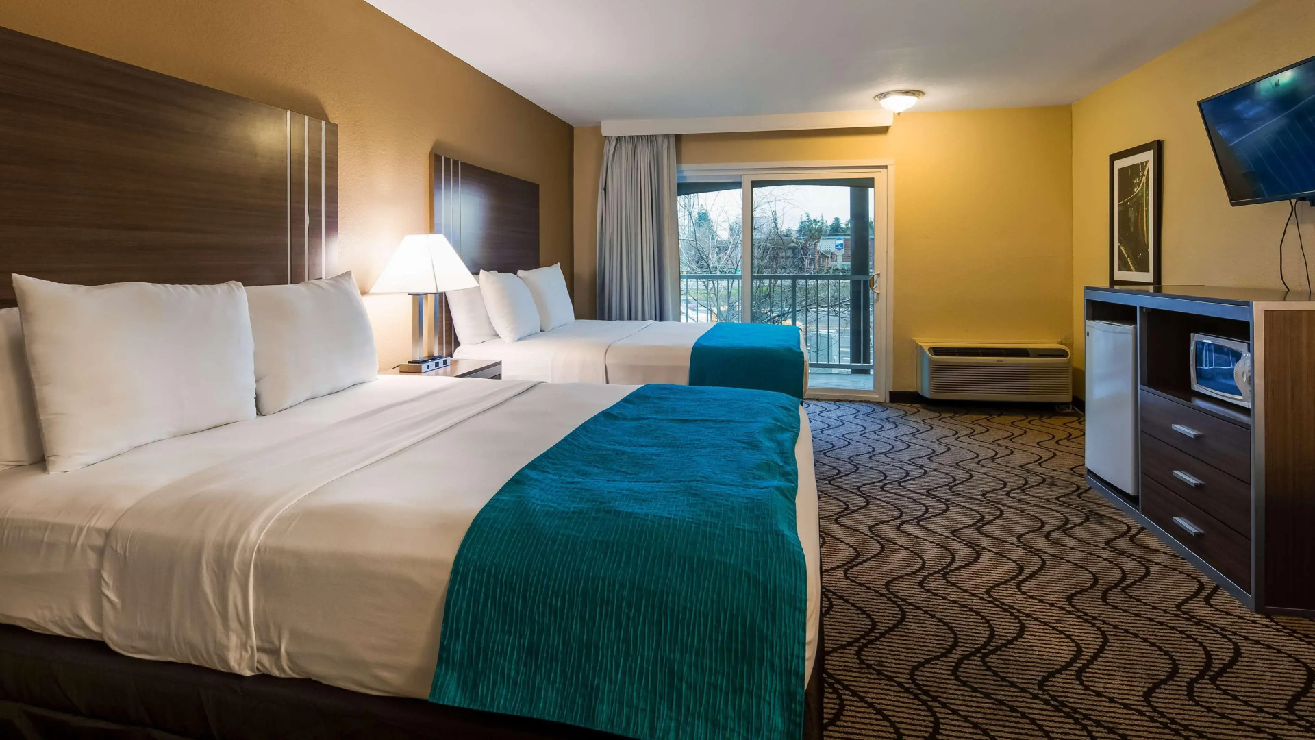 Foto - SureStay Plus Hotel by Best Western Sacramento North