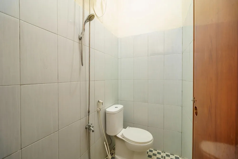 Photo - RedDoorz Syariah@Jalan Dr Mansyur Medan