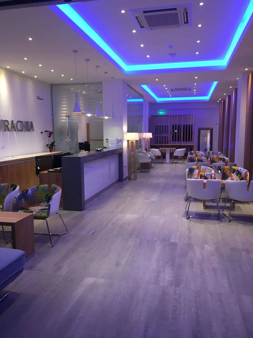 Foto - Vrachia Beach Hotel & Suites - Adults Only