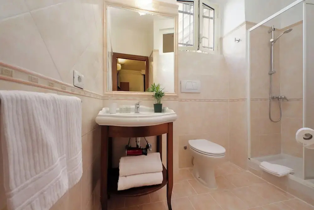 Photo - Romulus Rooms by Hostand