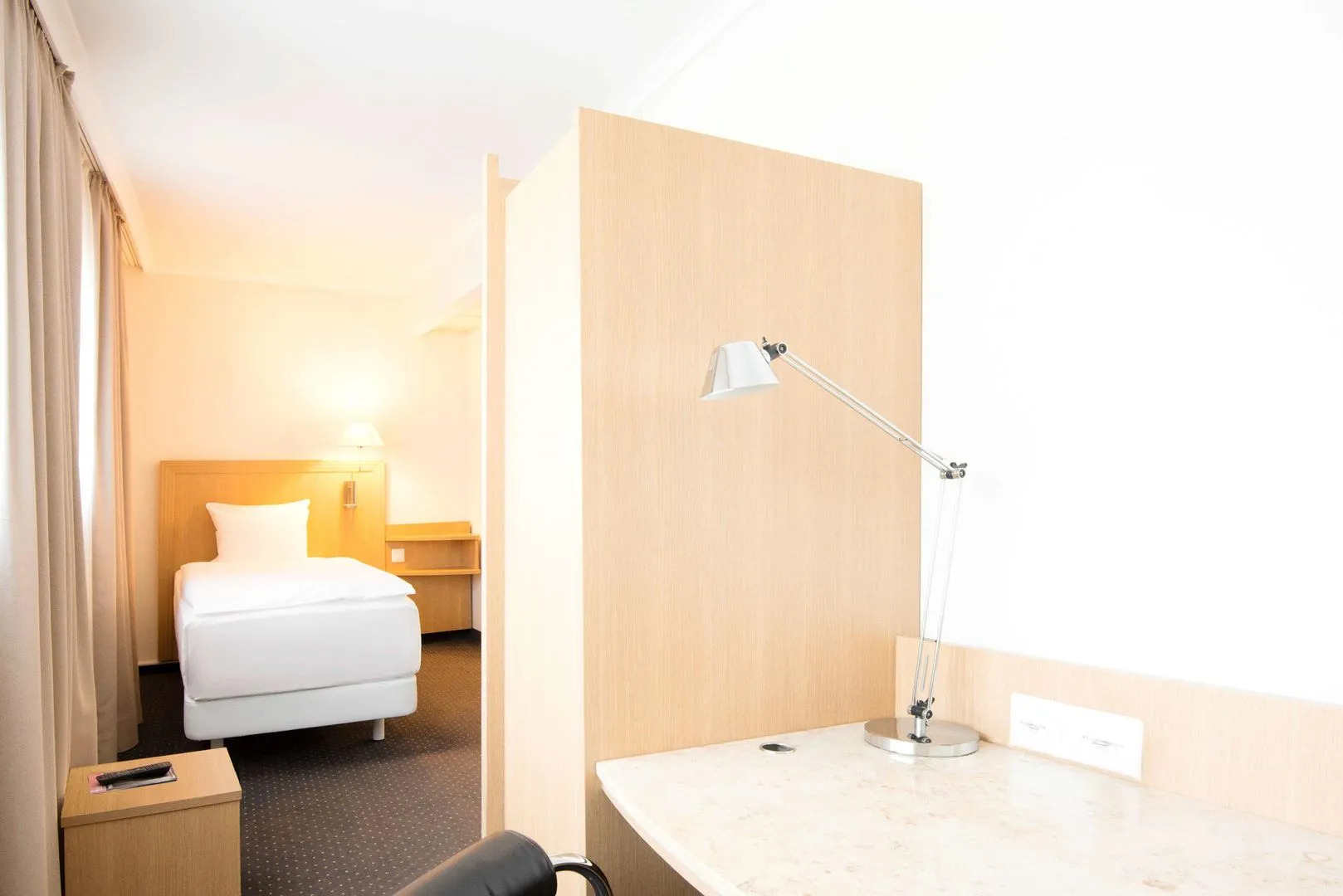 Photo - DORMERO Hotel Zürich Airport