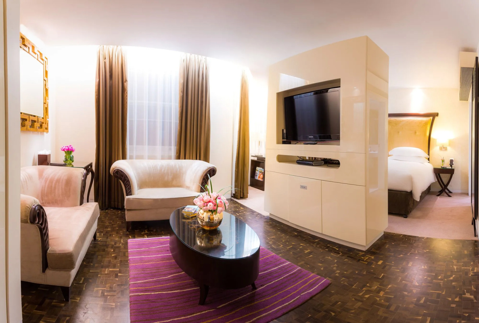 Photo - Ten Manchester Street Hotel