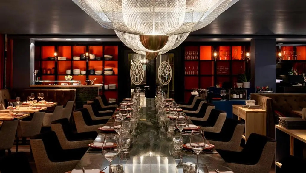 Foto - Roomers Frankfurt Central, Autograph Collection