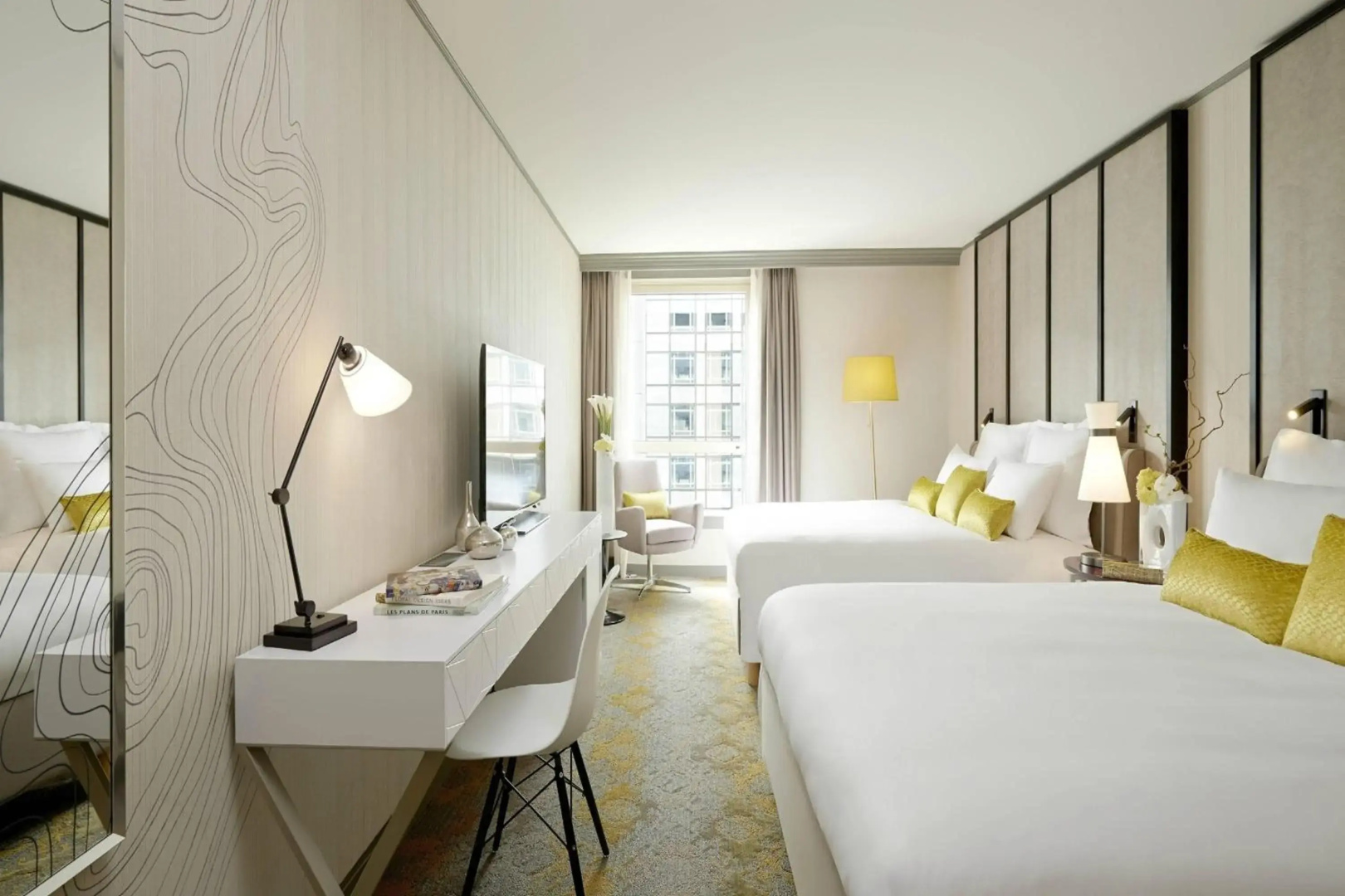 Photo - Renaissance Paris La Defense Hotel