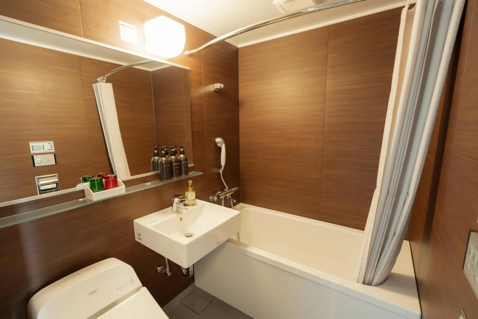 Photo - Hotel AQUA CITTA Naha